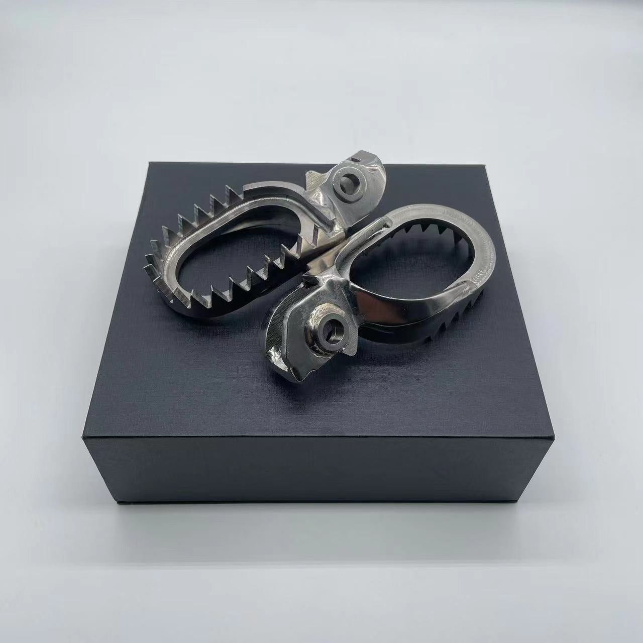 Titanium footpeg for racing dirt bike KTM sx xc sxf xcf exc excf 2024