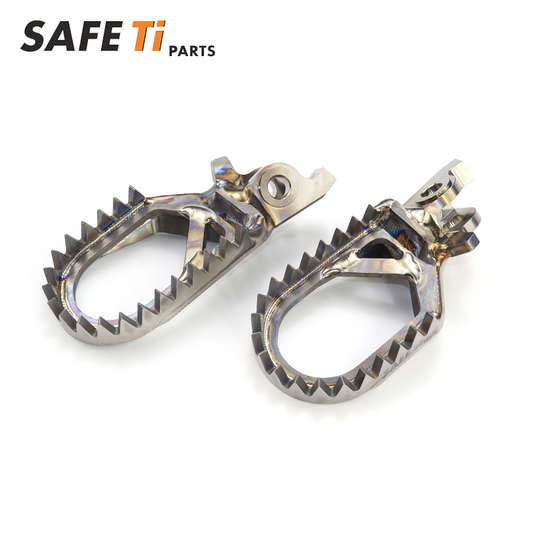 Titanium Footpegs for Kawasaki KX: More Grip, Less Weight, Better Control