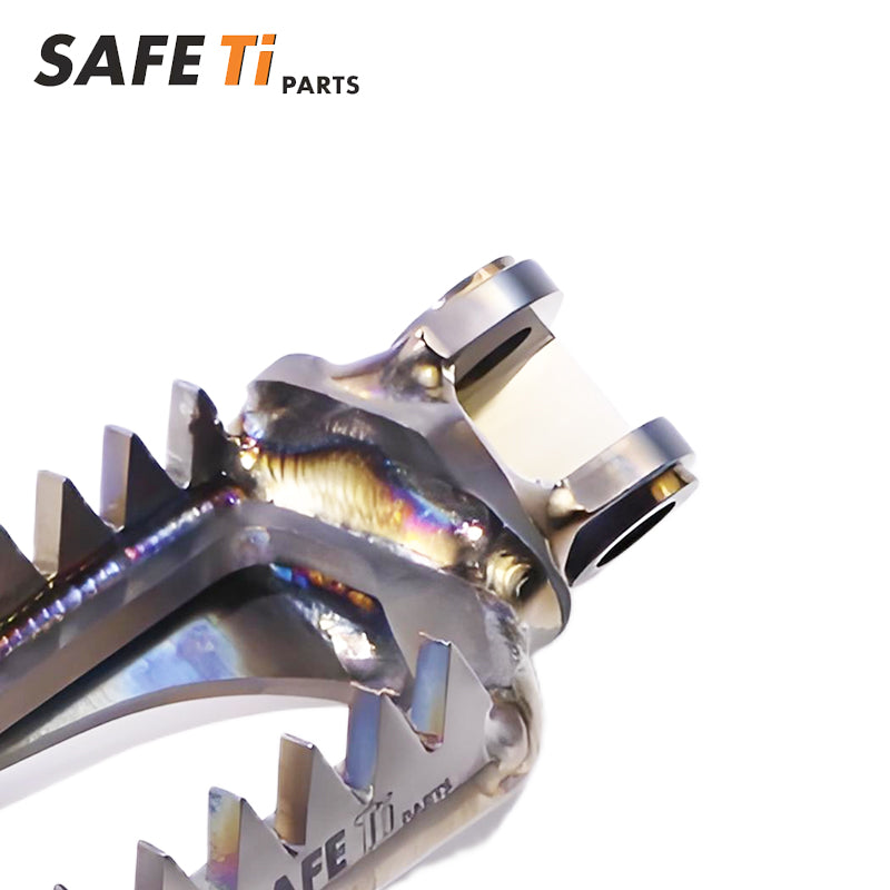Titanium footpegs Pro for BETA(2013-2019) XTRAINER (2017-2025)