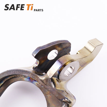 Titanium footpegs for TRIUMPH